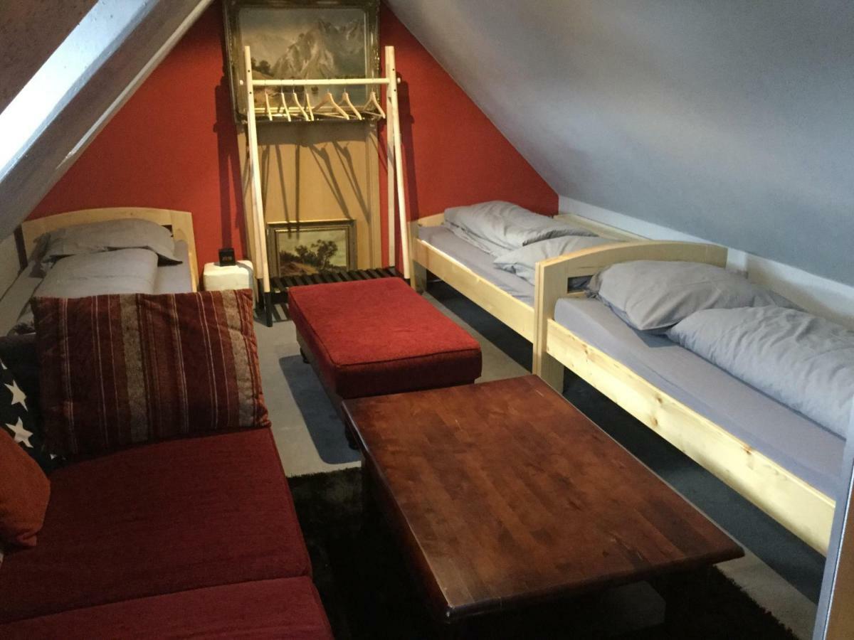 Messe Apartment & Rooms Haenigsen Εξωτερικό φωτογραφία