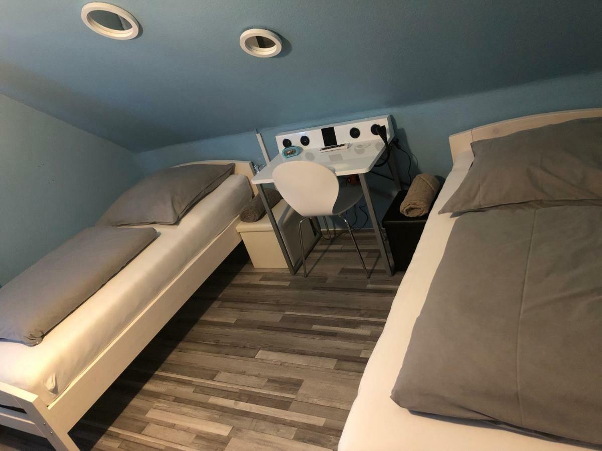 Messe Apartment & Rooms Haenigsen Εξωτερικό φωτογραφία