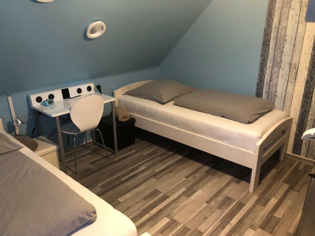Messe Apartment & Rooms Haenigsen Εξωτερικό φωτογραφία
