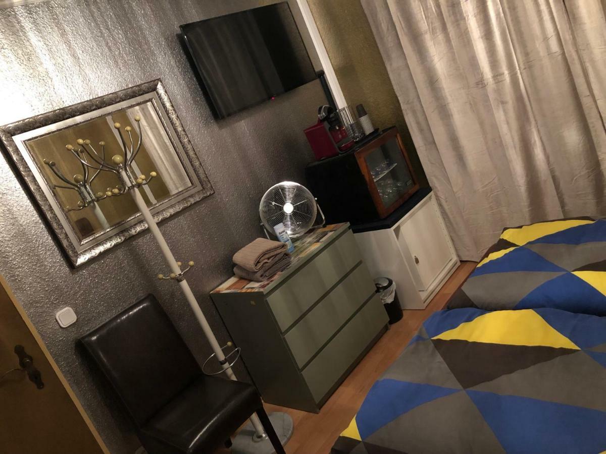 Messe Apartment & Rooms Haenigsen Εξωτερικό φωτογραφία